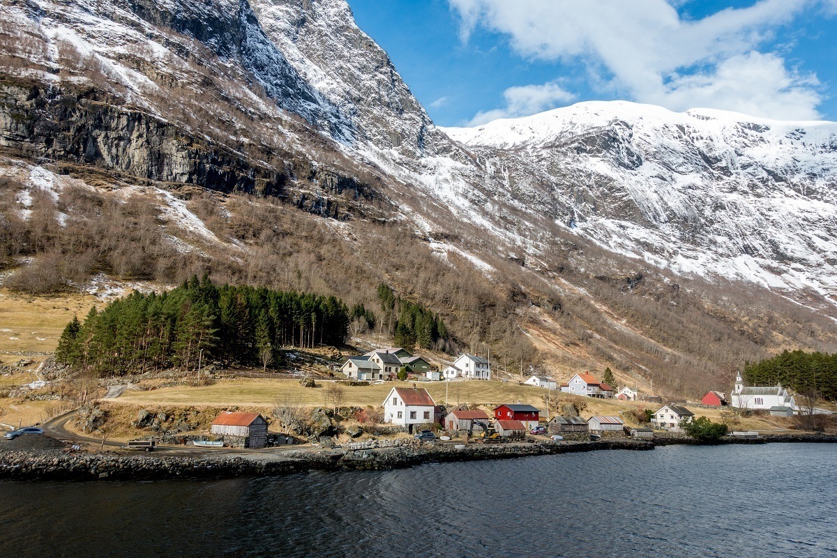 Houses along one of the Norway fjords seen on a Norway in a Nutshell tour